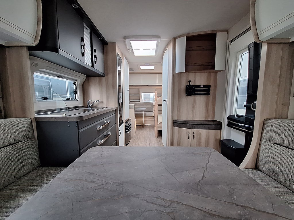Hobby De Luxe 515 UHK Barnkammare, Kampanjprodukt!