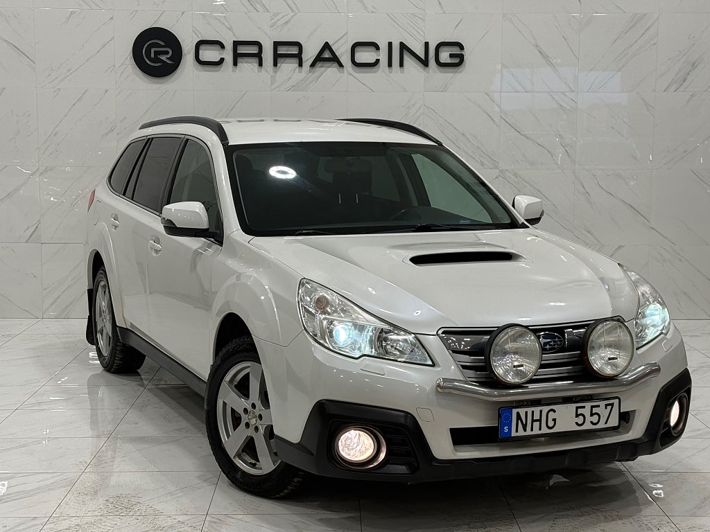 Subaru Outback 2.0 4WD Lineartronic Business|Nybes| kamera|Dragkrok