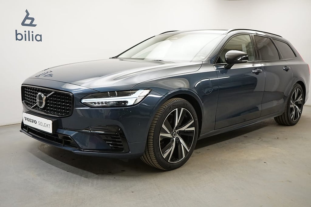 Volvo V90 Recharge T6 Plus Dark, HarmanKardon PremiumSound, Taklu...