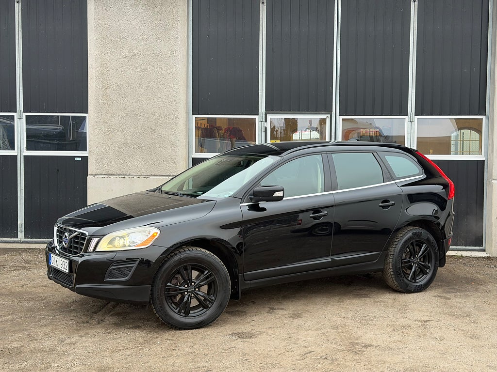 Volvo XC60 D3 Geartronic Momentum D-värmare Drag Bluetooth 