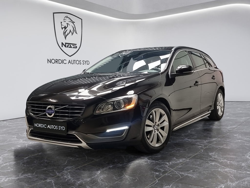 Volvo V60 D4 / Momentum / Ny kamrem / Navi / Drag 