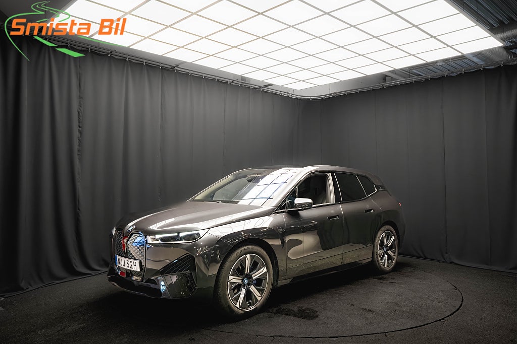 BMW iX xDrive50 PANO SKY LASER DRAG 360° H/K HUD 21'' MOMS