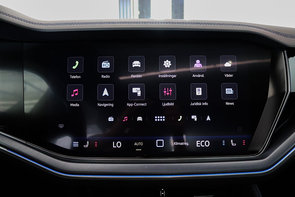 Volkswagen Touareg R eHybrid 3.0 V6 Pano Luft Dynaudio 360° Massage HuD