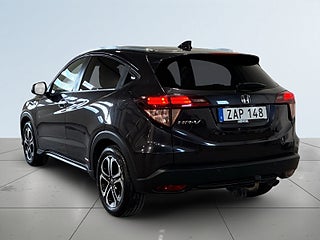 Honda HR-V 1.5 i-VTEC CVT Drag Värmare Kamera Pano Psens S&V-hjul
