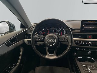 Audi A5 45 TFSI quattro MHEV Sport S&V-h/Carplay/Pvärm/Drag