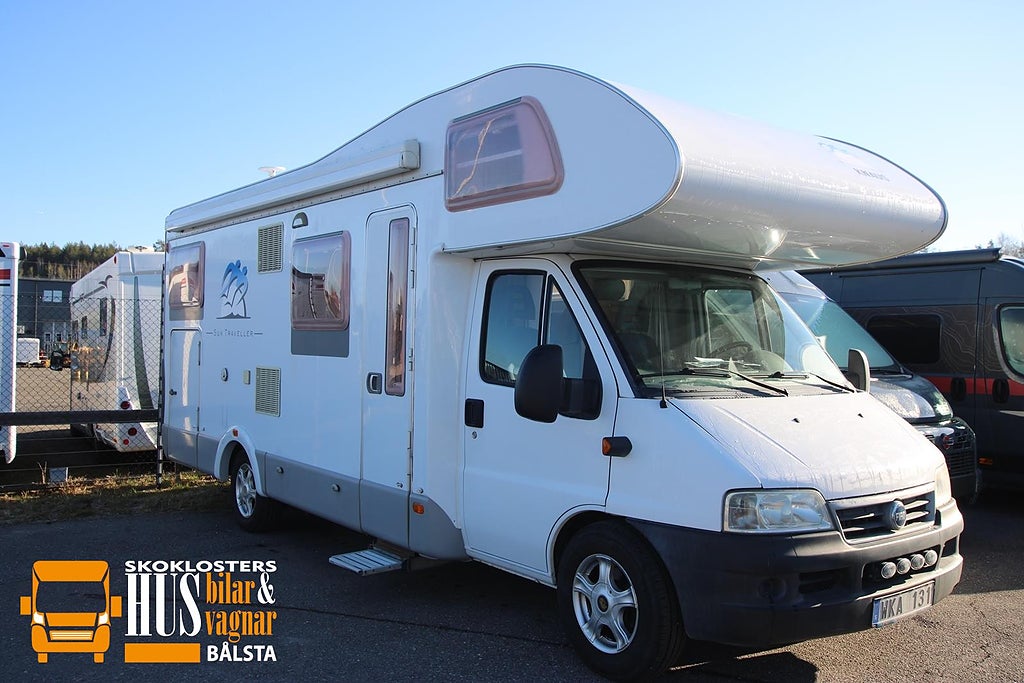 Knaus ST 700 DG 6 bältade platser Litium Solcell Nybytt kamrem,Sun Tra