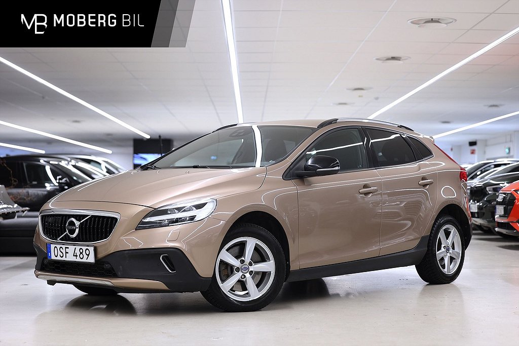 Volvo V40 Cross Country D3 150hk Momentum H/K B-Kamera Navi