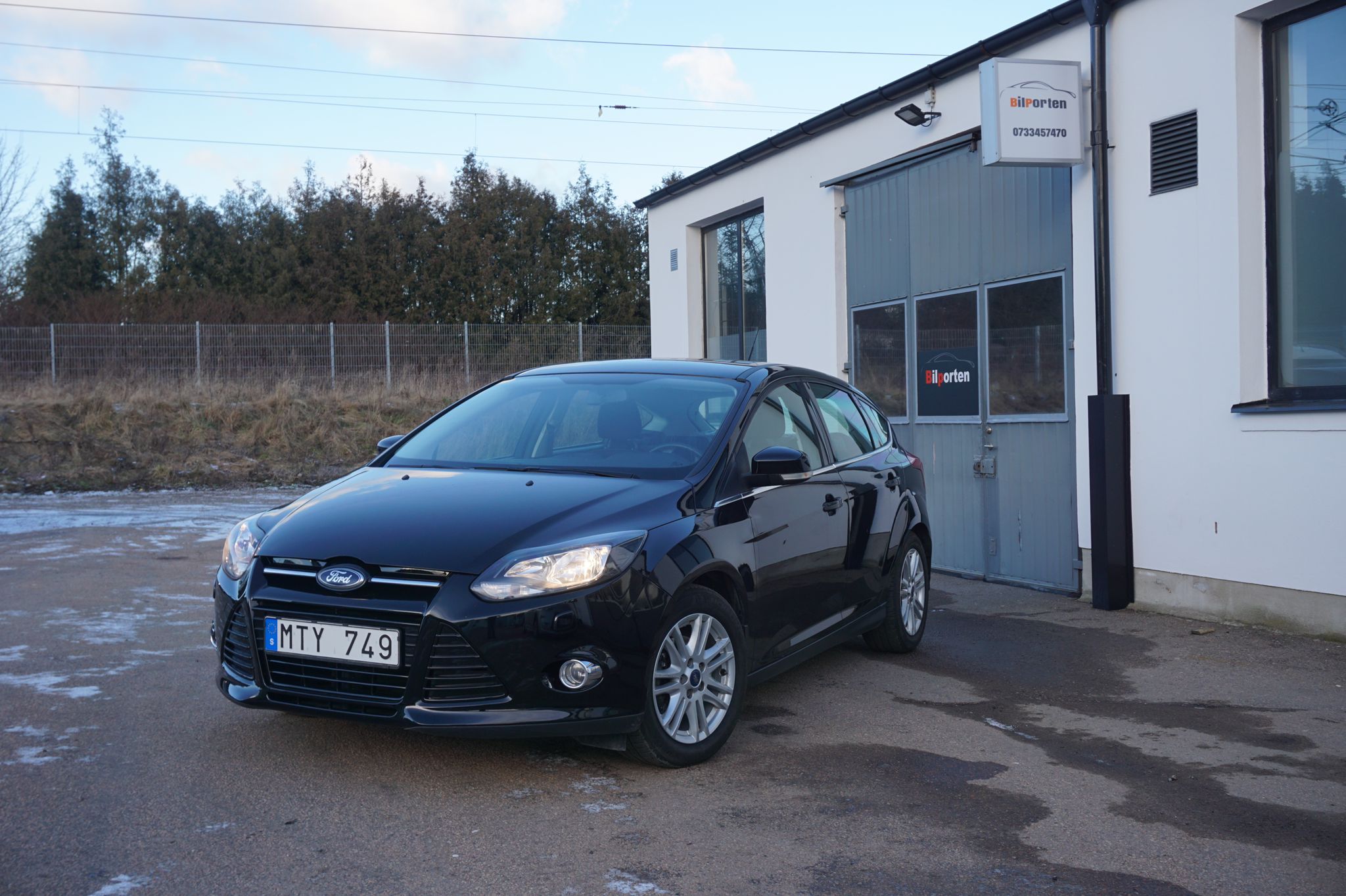 Ford Focus 1.0 EcoBoost 100hk 2012, bild 2/37