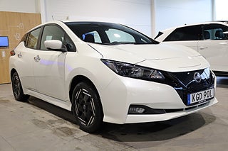 Halvkombi Nissan Leaf 4 av 19