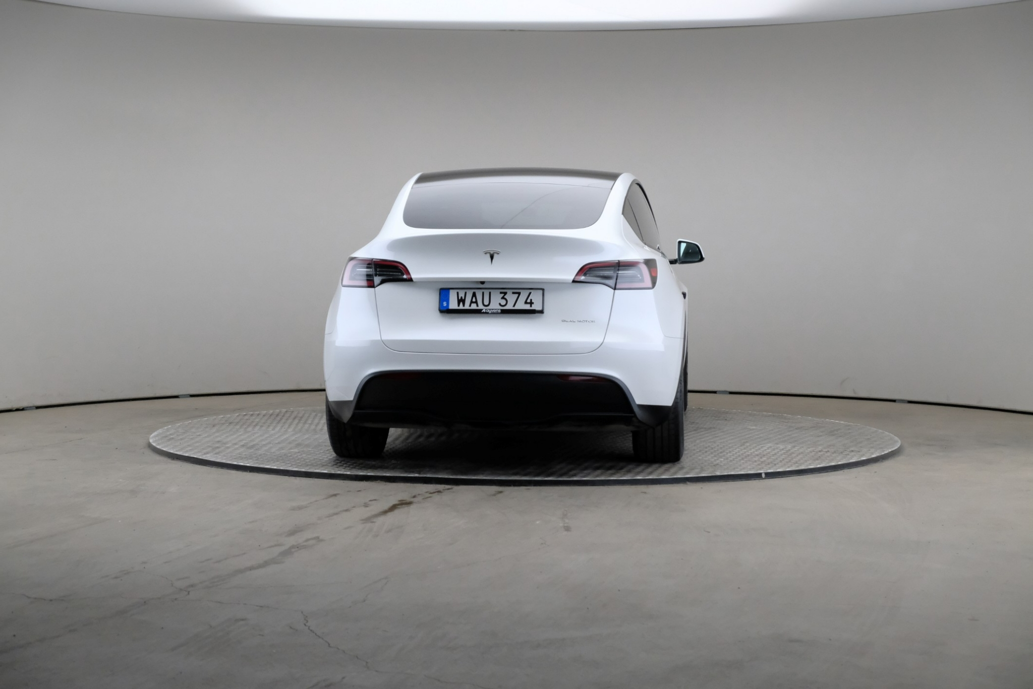 Tesla Model Y 2023, bild 2/10
