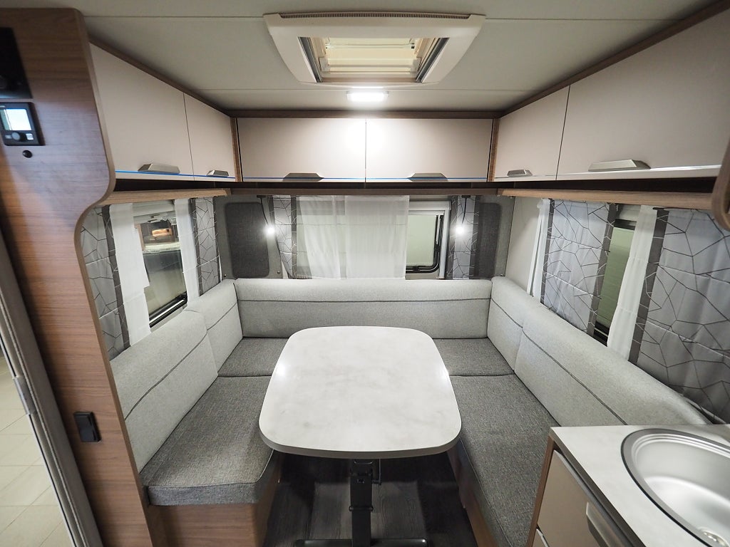 Knaus Sport 450 FU Design-Paket