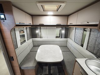 Husvagn, 1-axl Knaus Sport 450 FU 10 av 21
