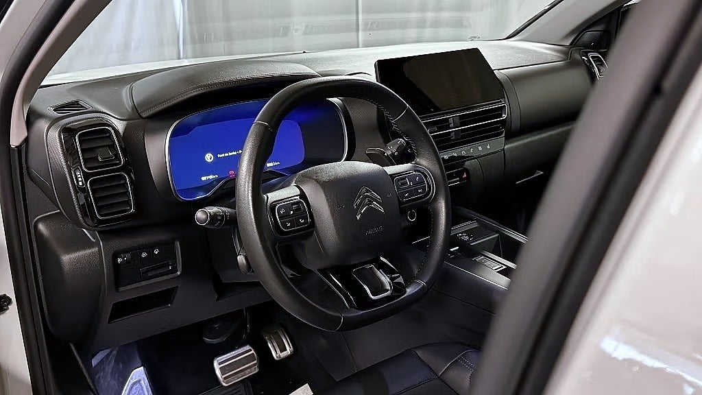 Citroen C5 Aircross 1.2 PT 131hk Shine Excl Pano Navi Kamera Dragkrok bild 4