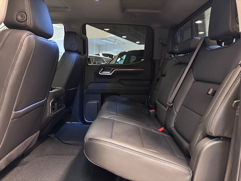 GMC Denali 2026 - miniatyr 7