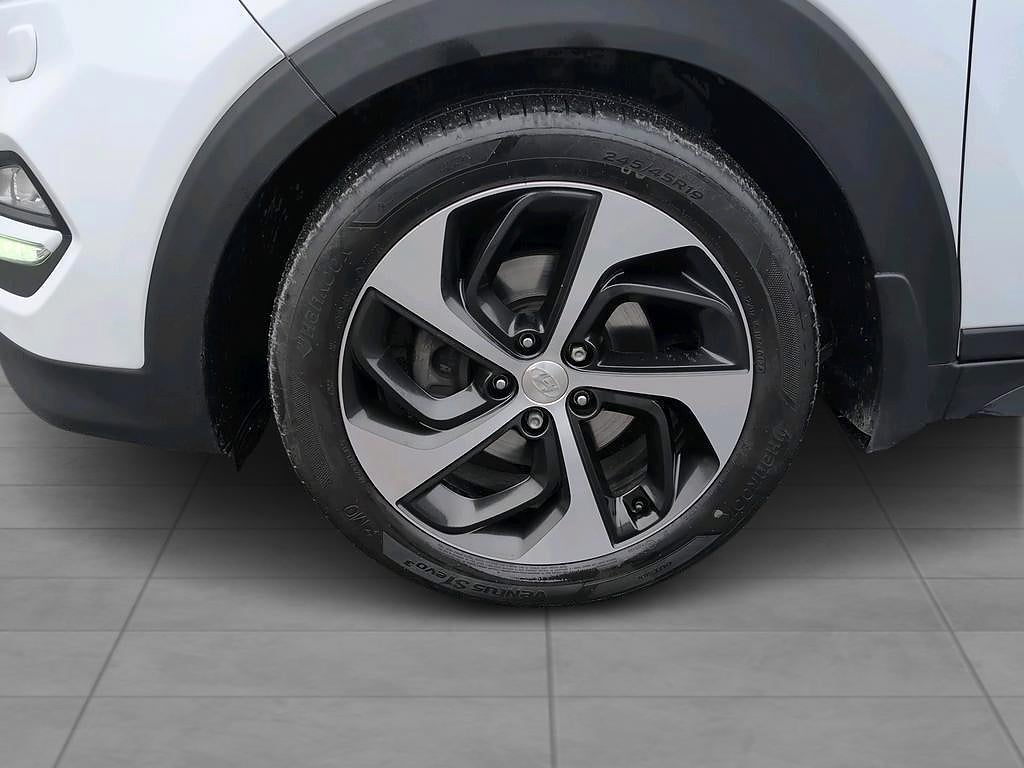 Hyundai Tucson 2.0 AT CRDi 4WD Premium 185 hk