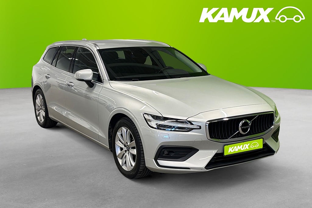 Volvo V60 D3 Momentum Advanced AWD 150hk Värmare Drag Kamera Carplay BLIS