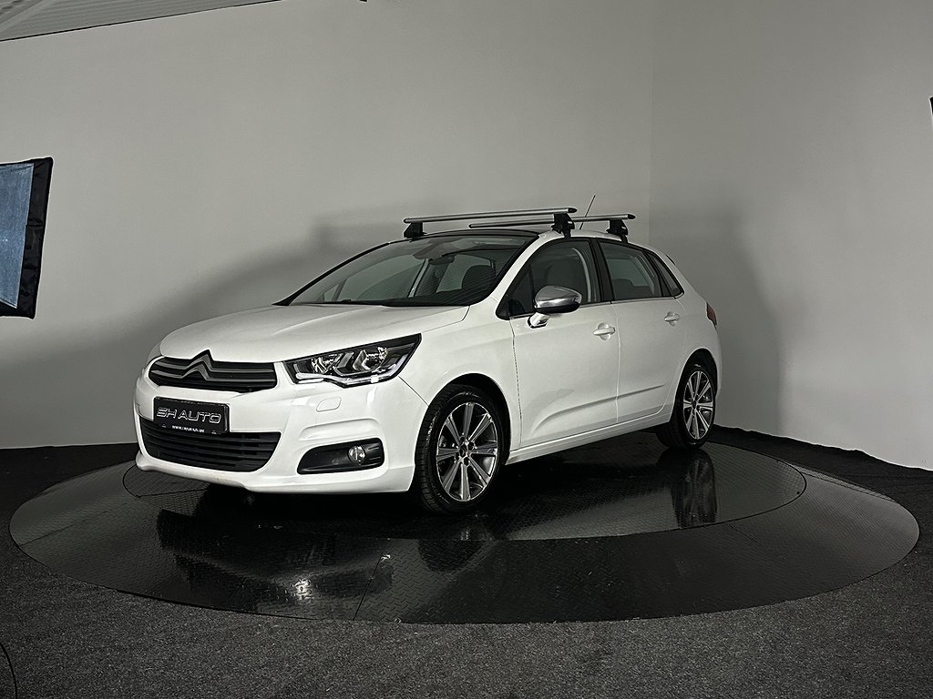 Citroën C4 1.2 PureTech Euro 6|Panorama|Navi|Ny servad|