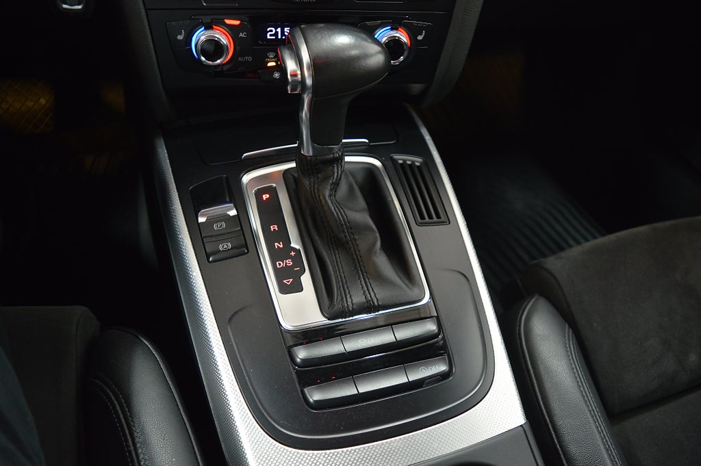 Audi A4 2013 - miniatyr 16