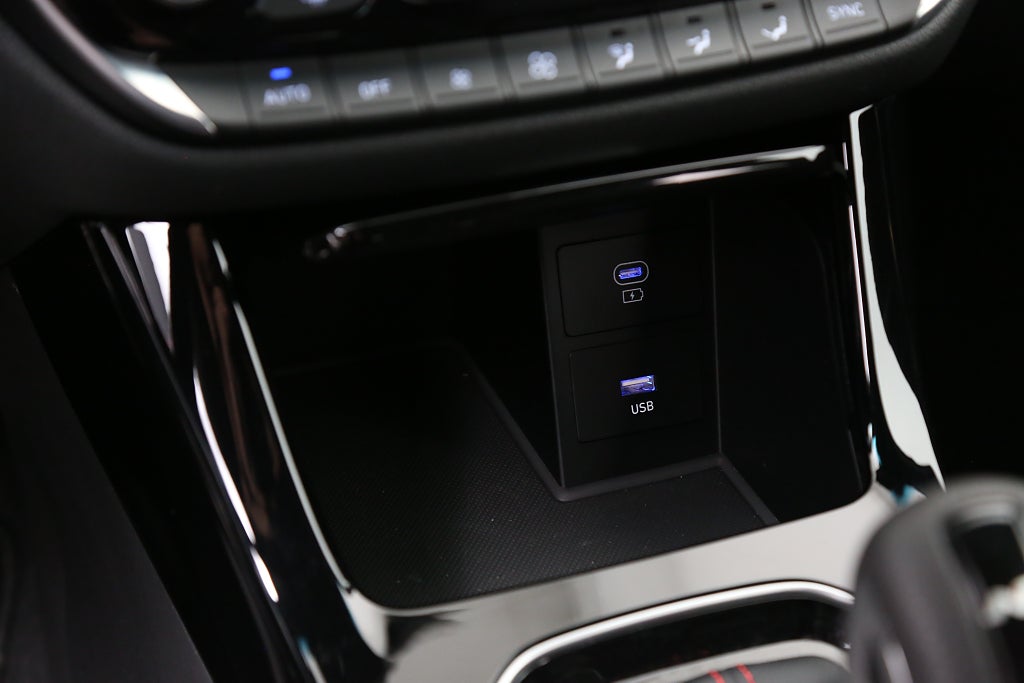 Hyundai i30 N-Line MHEV Kombi Automat Kamera Navi Carplay fd. demo 2025