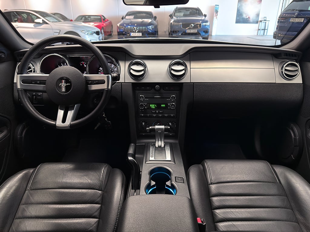 Ford Mustang GT V8 304hk | Mycket fint skick