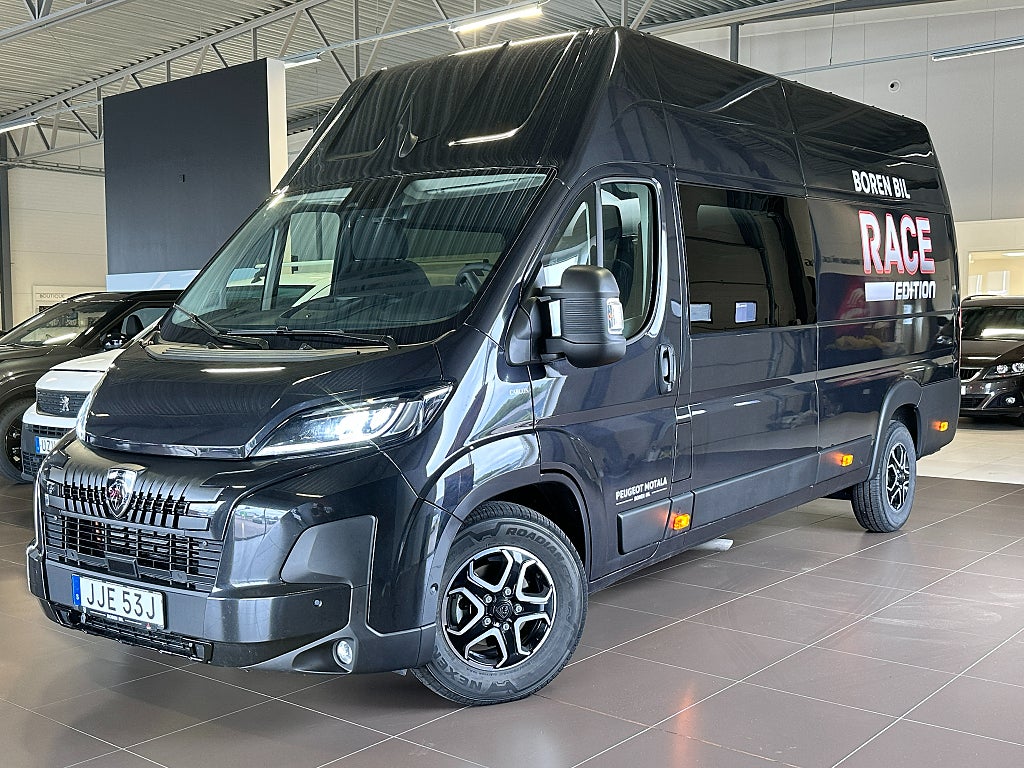 Peugeot Boxer 2.2 BlueHDi 180hk 5-sits EAT Race Edition Sovalkov thumbnail