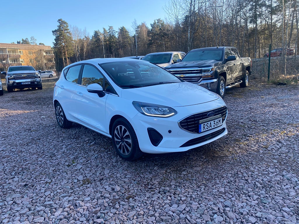 Ford Fiesta 5-dörrar 1.0 EcoBoost Euro 6 Ny besiktad (1 ägare)