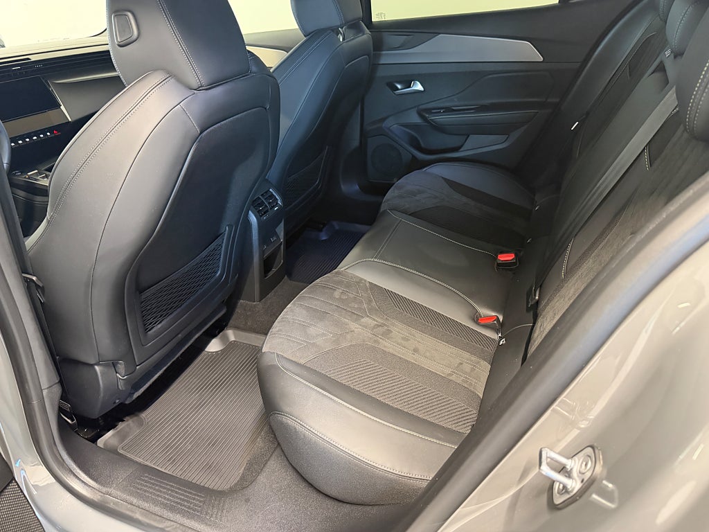 Peugeot 408 Hybrid 136 1.2 PureTech 136 e-DSC Euro 6 SoV Hjul thumbnail