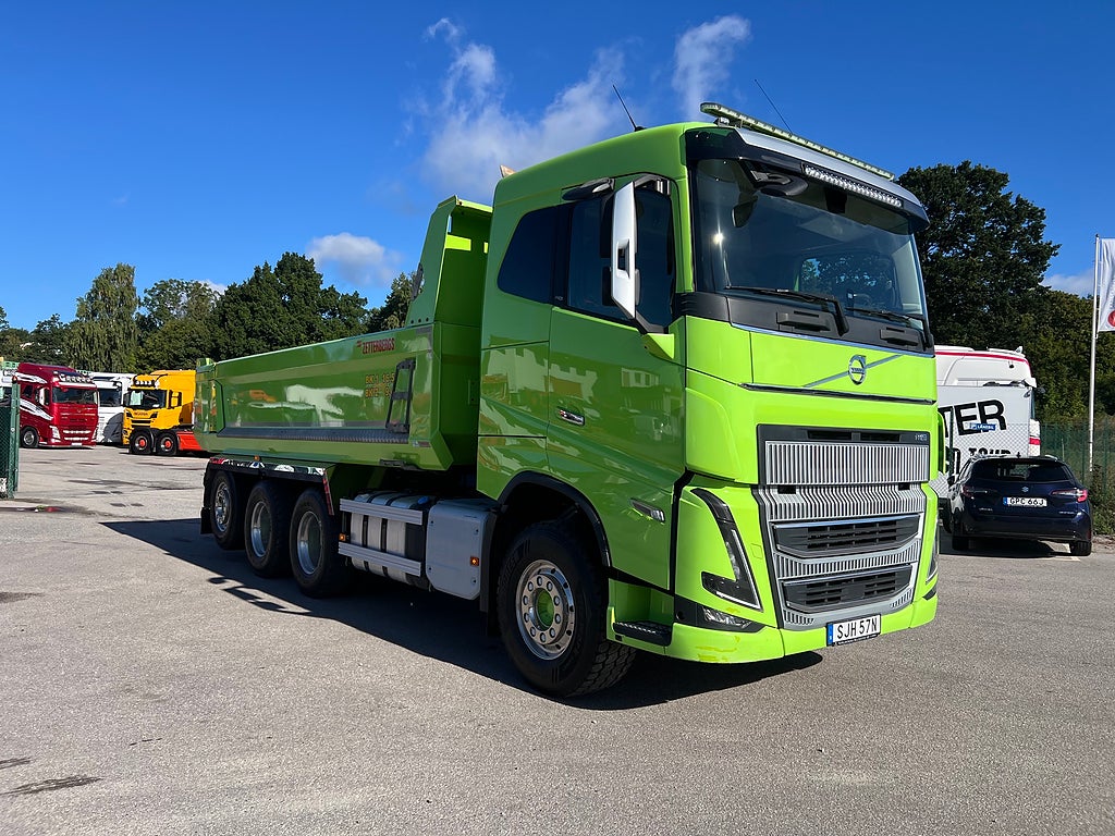 Volvo FH16 550 8x4*4 Tridem Tippbil I-See, Fullutrustad