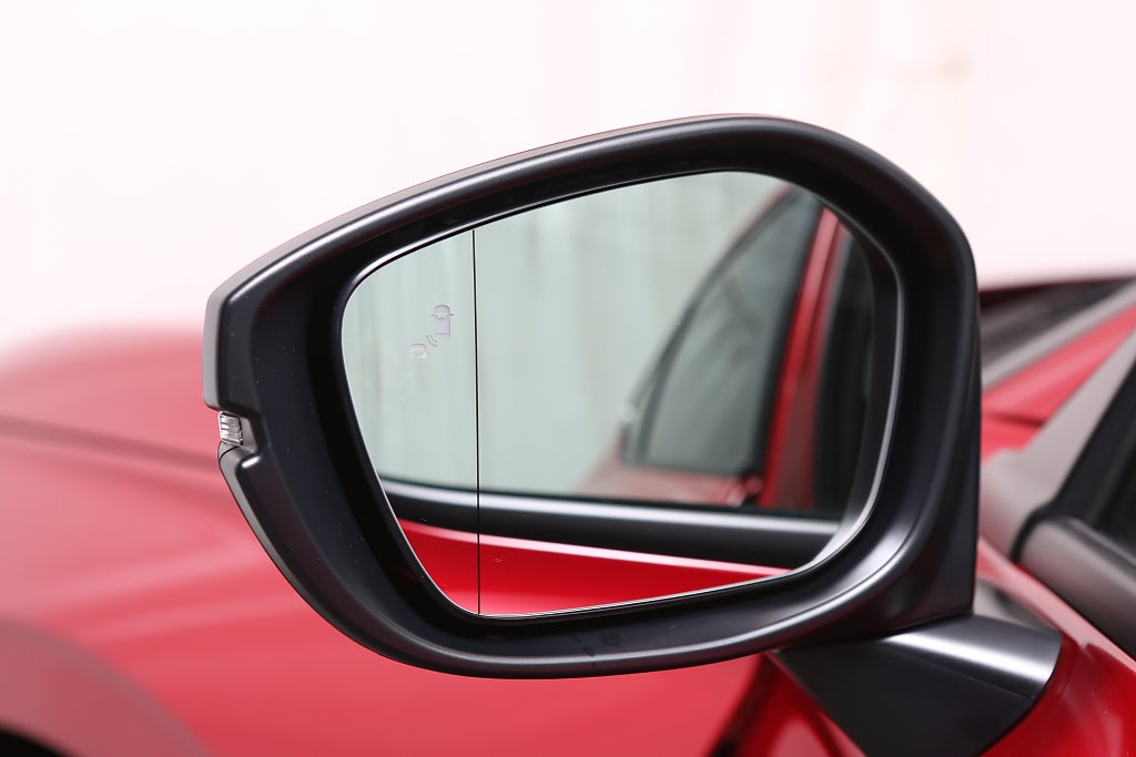 Honda Civic FACELIFT | Elegance | FullHybrid 184Hk 2026