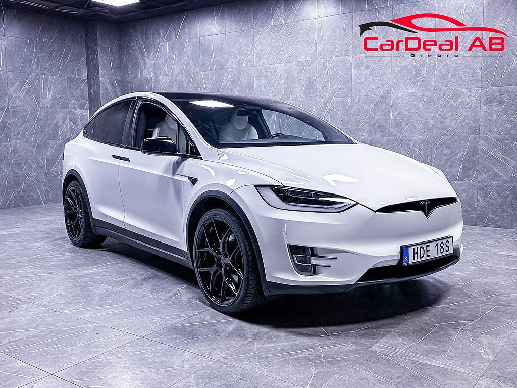 Tesla Model X Performance Ludicrous 611hk Navi Pano Luftfjädring MOMS