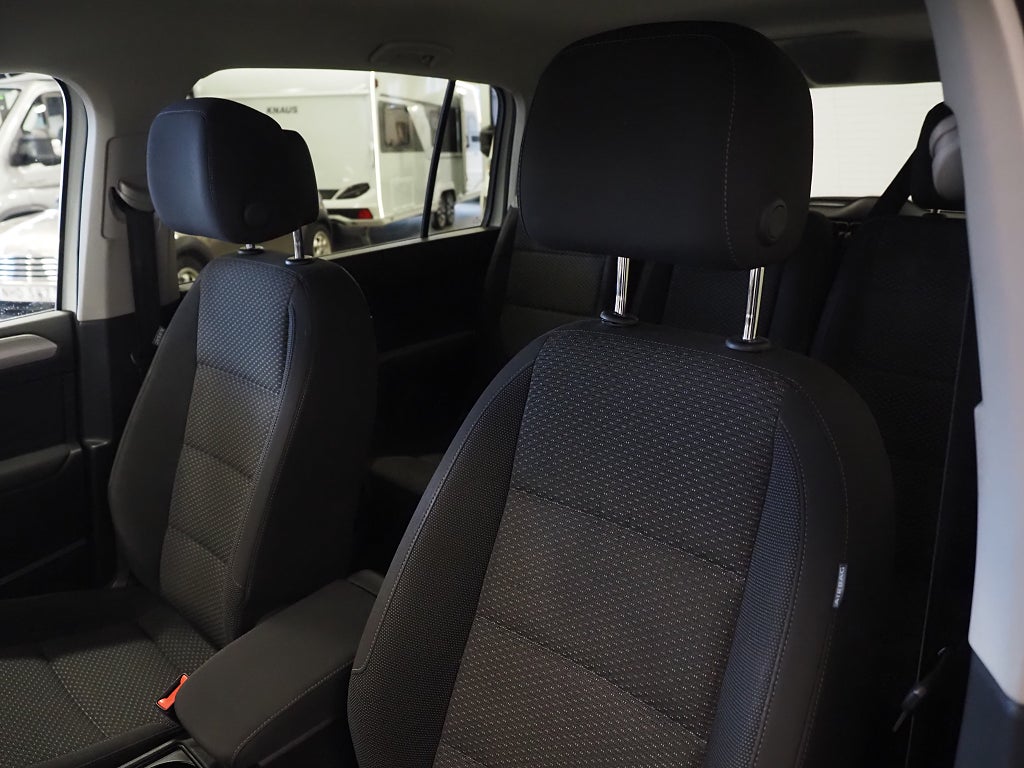 Volkswagen Touran 1.4 TSI 150hk DSG 7-sits | Drag | M&K 2018