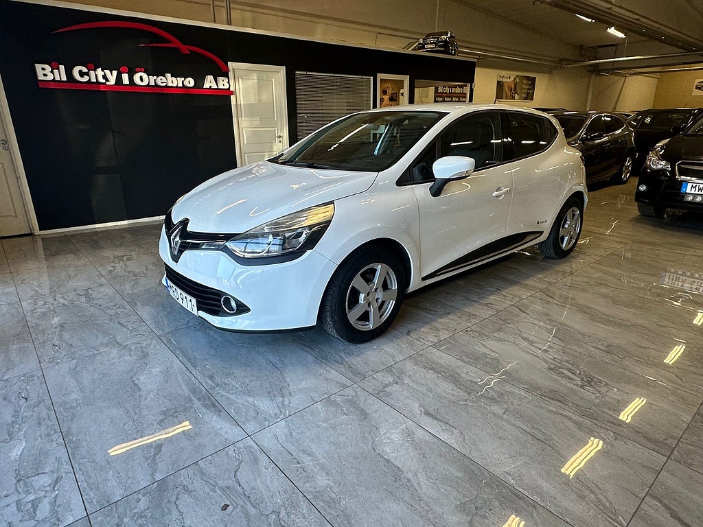 Renault Clio 0.9 TCe (90hk) / 2-Ägare / Låga Mil / GPS / Nyservad 