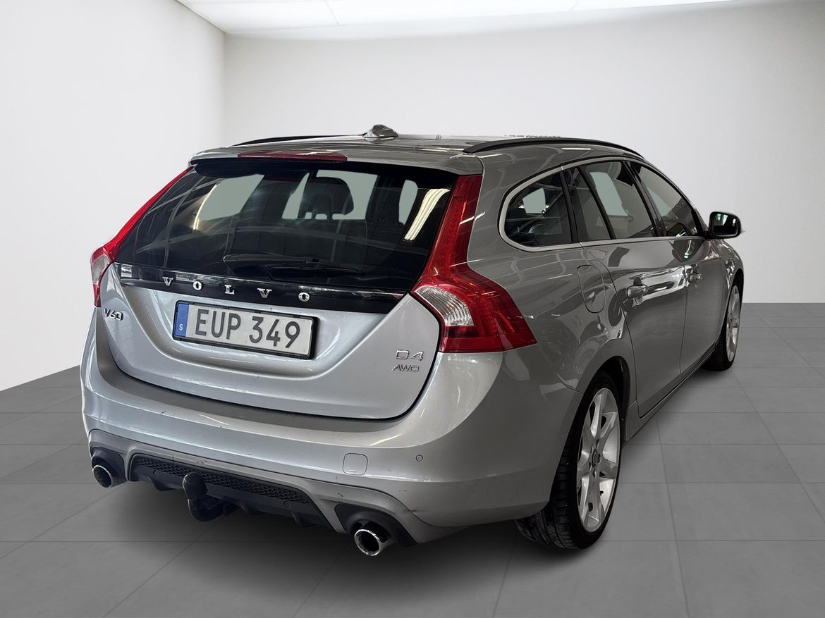 Volvo V60 D4 AWD R-Design Business E PRO 2015, bild 4/41