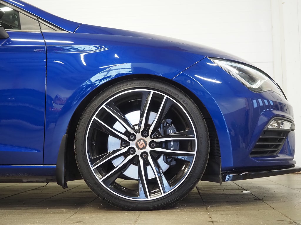 Seat Leon ST Cupra 2.0 TSI 300hk 4Drive |Milltek|Navi|Kamera| 2020