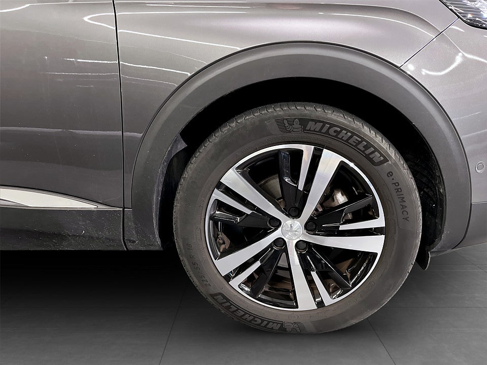 Bild på Peugeot 5008 GT 1.2 PT 130hk Aut 7-SITS B-KAMERA 