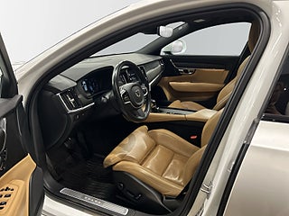 Volvo V90 Cross Country D4 AWD Momentm S&V/Drag/Pano/Massage
