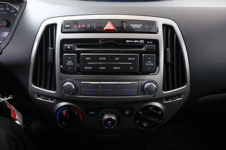 Halvkombi Hyundai i20 13 av 16