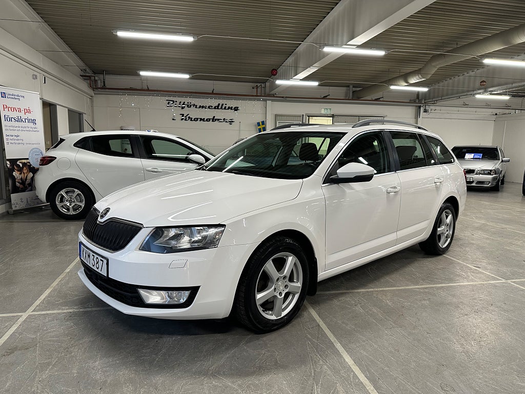 Skoda Octavia Kombi 1.6 TDI Ambition 110kr Dragkrok 