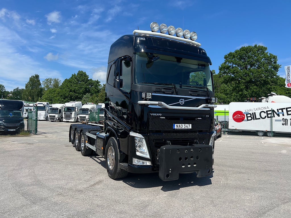Volvo FH13 500 8x4*4 Tridem Lastväxlare Fullt Plogutrustad