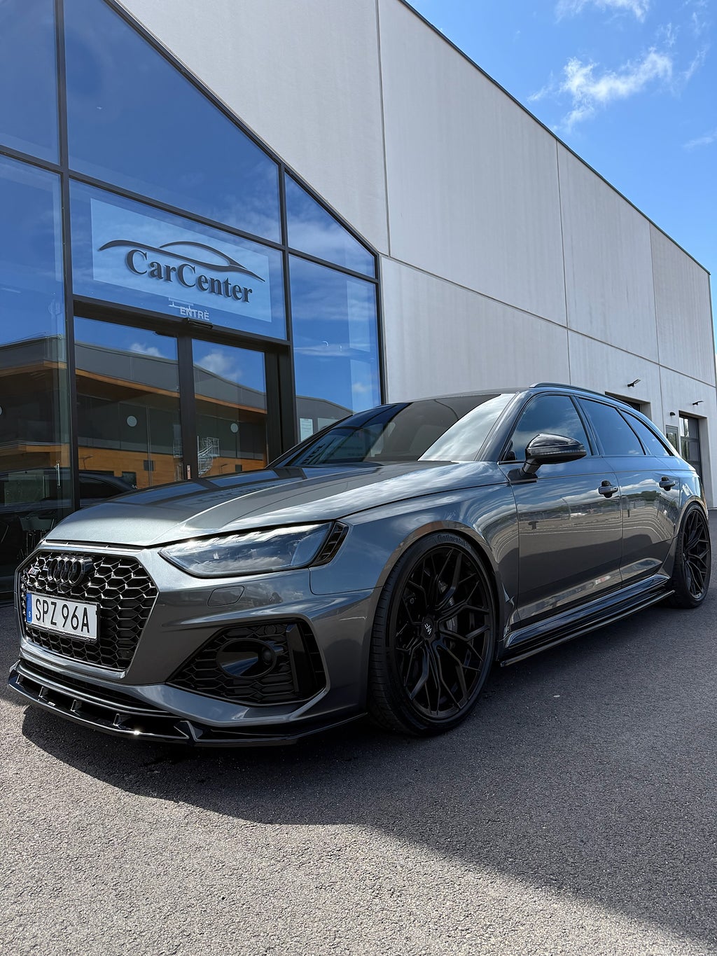 Audi RS4 Stertman 620HK * Milltek * 21" Fälg * Keramiska bromsar