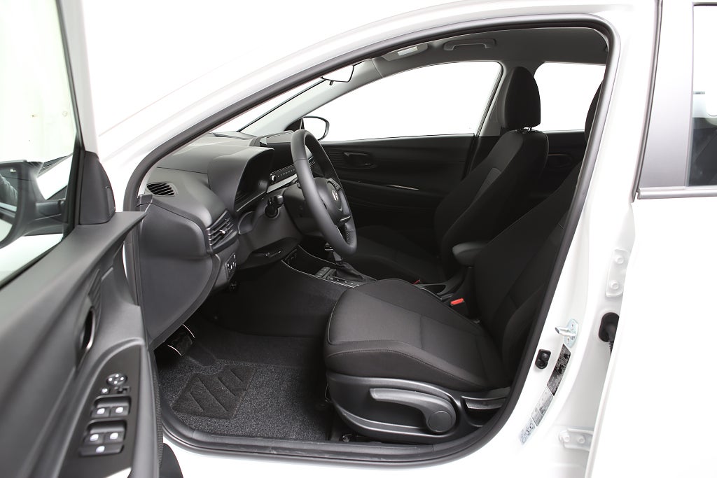 Hyundai Bayon 1.0 T-GDi 90hk Essential Manuell - Privatleasing 2027