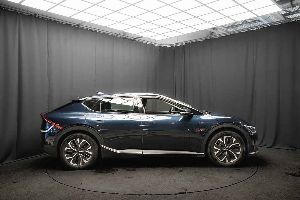 Kia EV6 77.4 kWh DRAG Adap Fart Värmepump BLIS MOMS 1 ÄGARE