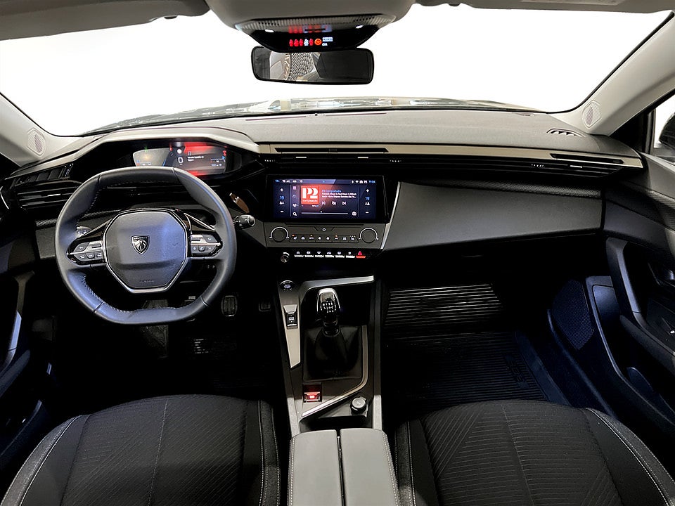 Bild på Peugeot 308 5D Active 1.2 PT 130hk CARPLAY BACKSENSORER