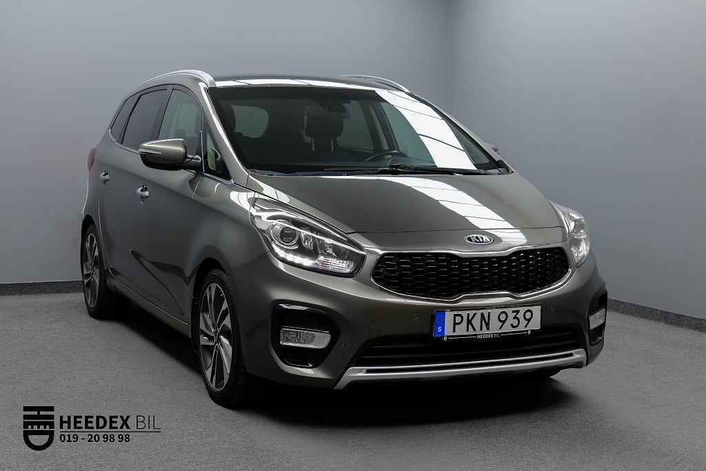 Kia Carens 1.7 VGT GLS 7-sits 141hk Navi Kamera Carplay Drag Nybes