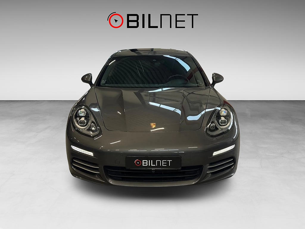Porsche Panamera 4S PDK 420HK BOSE 20" Kamera 14-vägs Taklucka Matrix