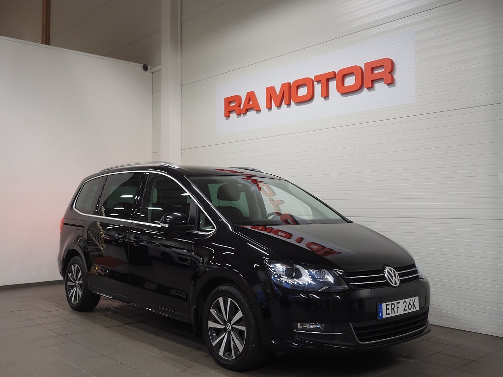 Volkswagen Sharan 7-sits 2.0 TDI 4Motion 177hk GT Premium Drag Kamera D-Vär 2019