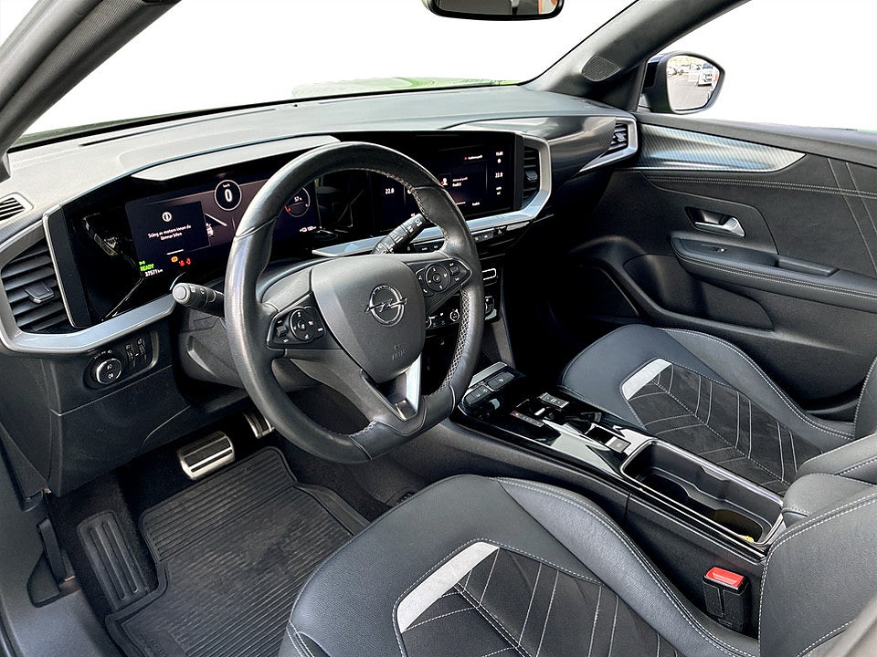 Bild på Opel Mokka-e Ultimate 50kWh 136hk Aut BACKKAMERA