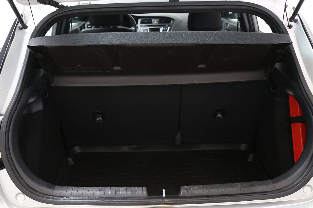Hyundai i20 1,2 Move! 5D Bluetooth Dragkrok 2018