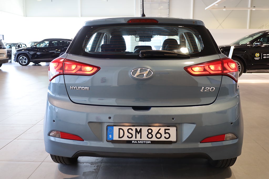 Hyundai i20 1.2 ComfortPlus PDC Blåtand Rattvärme 2016
