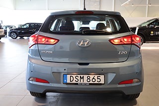Halvkombi Hyundai i20 4 av 20